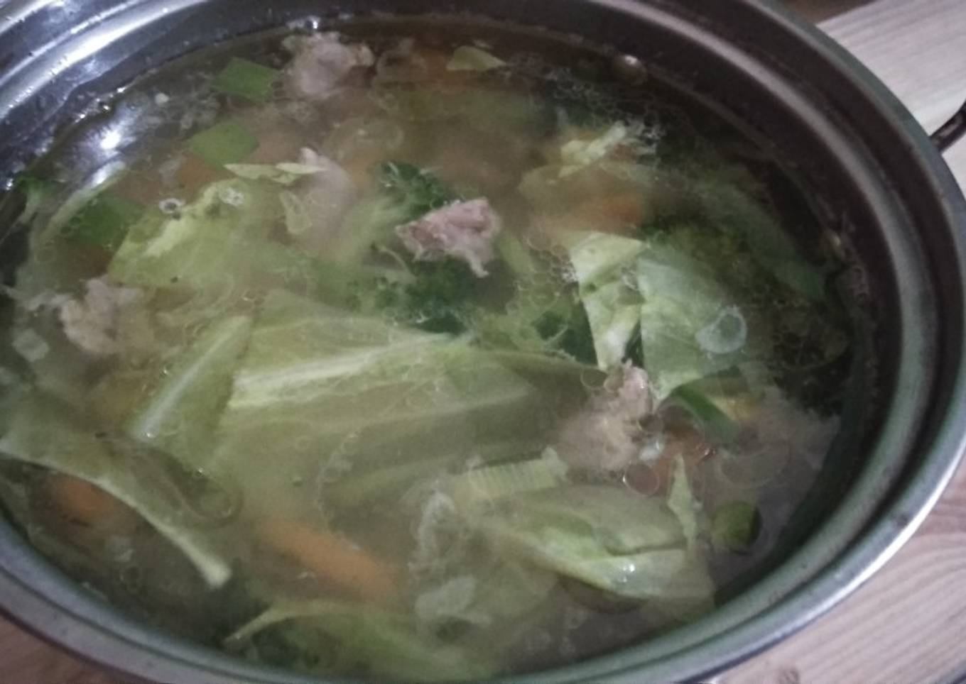 Sop Ayam Brokoli (kaldu ayam asli)
