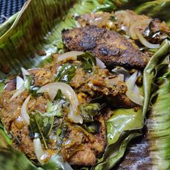 A picture of Fish Pollichathu.