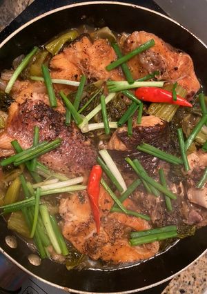 Hình của món Cá lóc kho dưa chua.
