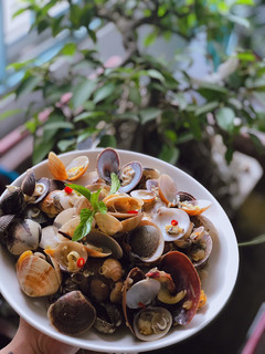 Hình của món Nghêu xào sả ớt.