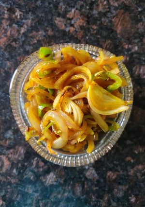 प्याज का अचार (Pyaaz Achar recepie in hindi) रेसिपी मुख्य फोटो