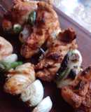 Brochetas/pinchos de pollo 🐓 a la parrilla/barbacoa🫑🧅