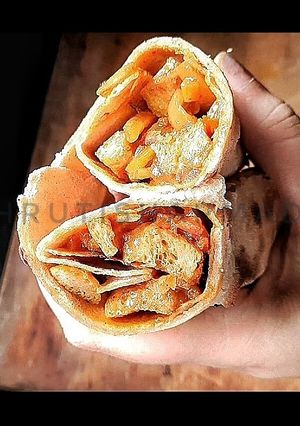 A picture of Healthy chapati soya chunks roll.