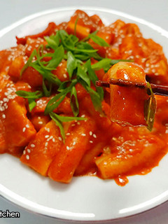 Foto resep Tteokbokki Lembut Tanpa Gochujang Ala Uli's Kitchen