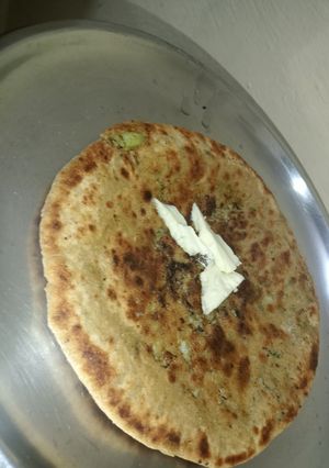गोभी पराठा (Gobhi paratha recipe in Hindi) रेसिपी मुख्य फोटो