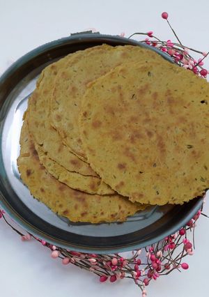 A picture of Masala khakhara.