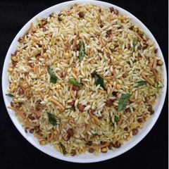 A picture of Murmura namkeen.