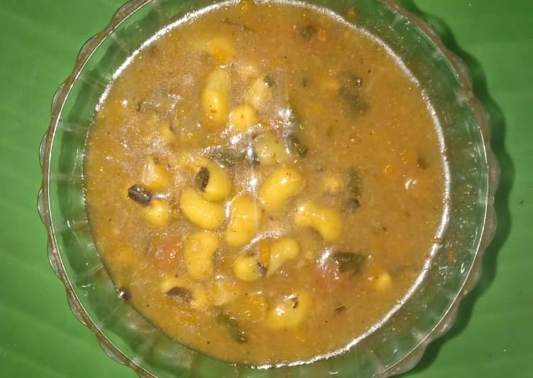 Steps to Prepare Any-night-of-the-week White lobiya dall