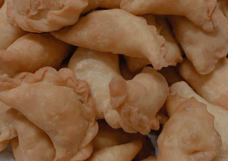 Pastel keju mini isi abon