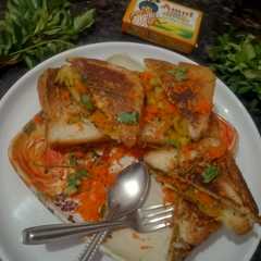 मसाला पोटैटो,कैरोट ब्रेड सैंडविच (masala potato,carrot sandwitch-レシピのメイン写真