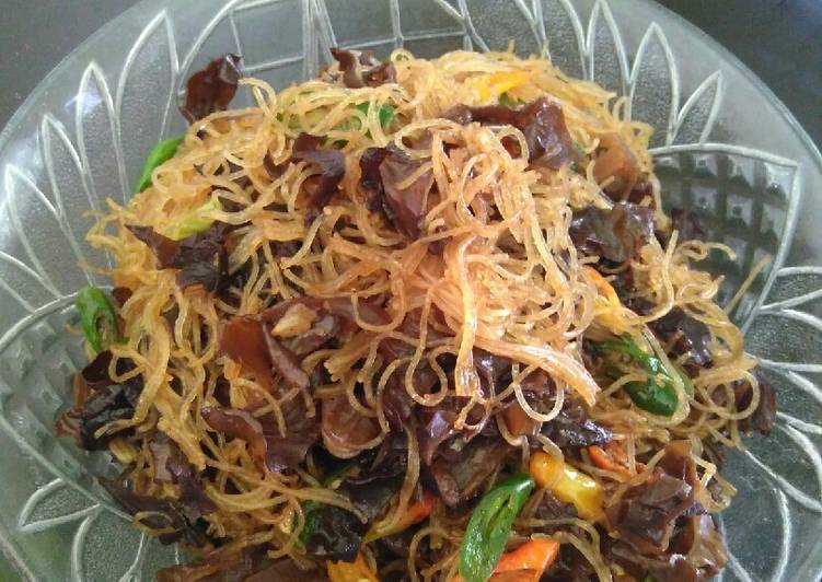 Cara mudah meracik Tumis bihun jamur kuping 🍄 yang Sempurna