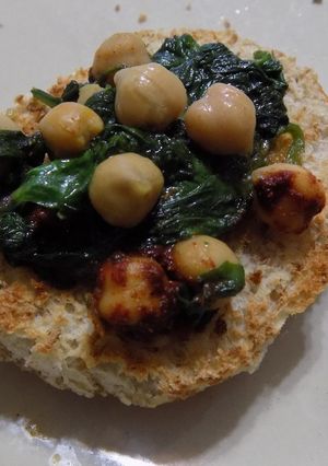 Una foto de Espinacas con garbanzos