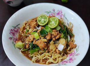 Foto resep Lo Mie Kangkung ❤