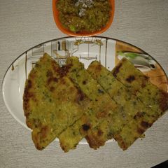 MISSI ROTI / MULTIGRAIN CHAPATI A picture of MISSI ROTI / MULTIGRAIN CHAPATI.