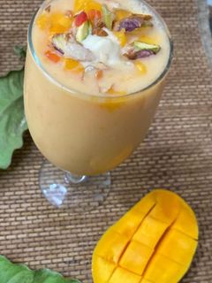 मैंगो मस्तानी (mango mastani recipe in Hindi) रेसिपी मुख्य फोटो