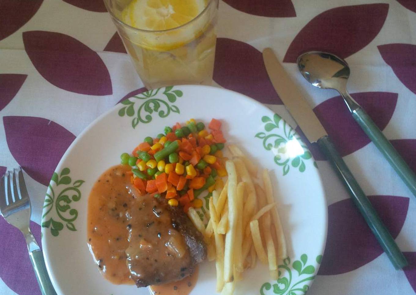 Steak daging sapi lada hitam