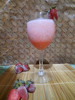 Foto resep Jus strawberry by BuNda 💕