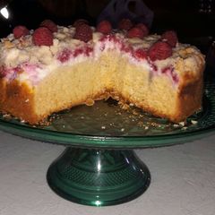 A picture of Raspberry Cream Coffee Cake.