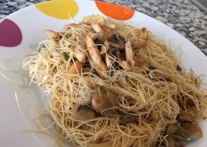 Fideos chinos con pollo y verdura Receta de mequieroira- Cookpad