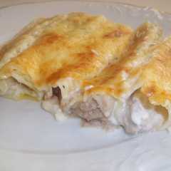 Una foto de Canelones de carne picada de cerdo y de ternera