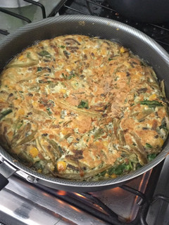Una foto de Tortilla de verduras