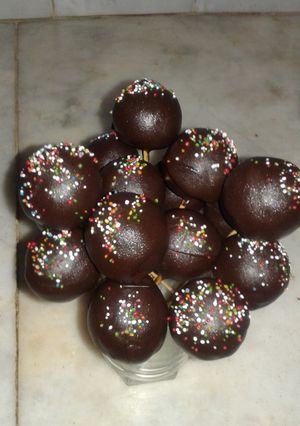 A picture of Cake pop's.