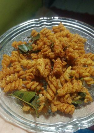Foto resep Makaroni spiral goreng pedas daun jeruk