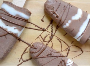 Una foto de Paletas de helado de nutella