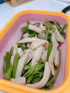 夏天涼拌龍鬚菜杏鮑菇 的食譜成品照片
