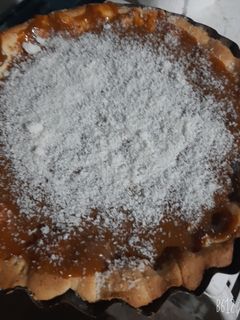 Una foto de Tarta de dulce de leche y coco