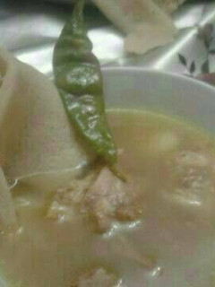 A picture of Meat soup.