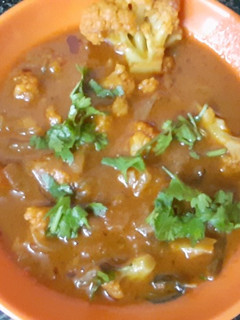 காலிஃபிளவர் கிரேவி (cauliflower gravy recipe in tamil) செய்முறை முக்கிய புகைப்படம்