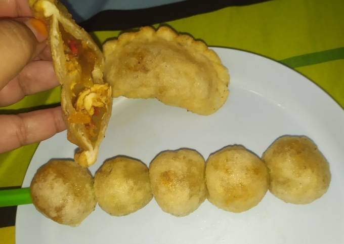 Cireng Pastel dan cilok isi ayam geprek