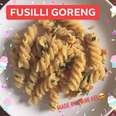 รูปของ Fusilli goreng 4* made by mami Ael😍