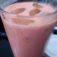 A picture of Water melon milk shake.