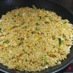 รูปของ Nasi goreng + telur asin