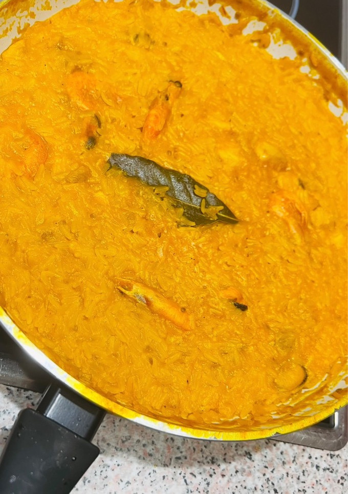 Una foto de Arroz amarillo