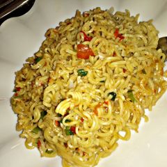 A picture of Noodles.