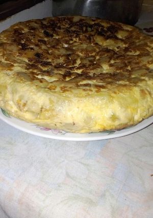 Una foto de Tortilla de papas🍴🍳
