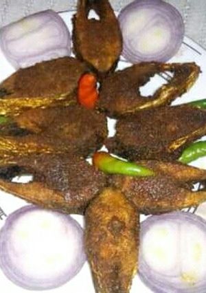 কড়া ইলিশ ভাজা রেসিপির প্রধান ছবি