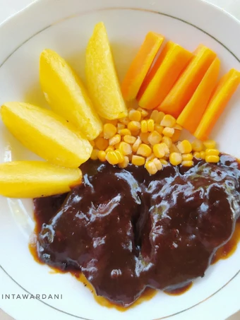 Cara Mudah Menyiapkan Resep Beef Steak With Blackpepper Souce yang Bikin Ngiler Anti Ribet, Mantap