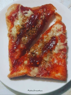 बटर गार्लिक टोस्ट Butter garlic toast रेसिपी मुख्य फोटो