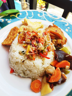 Foto resep Nasi Gurih Daun Jeruk