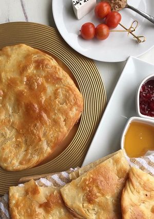 A picture of Egyptian pies.