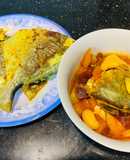 Cá chim biển trắng chiên nghệ và canh hầm đậu củ quả