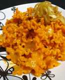Mafalda con salsa de pimientos rojos asados y cebolla caramelizada