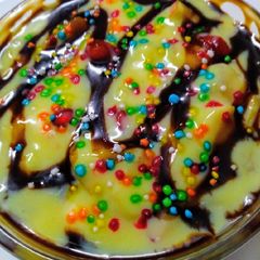 A picture of Chocolately custard bowl.