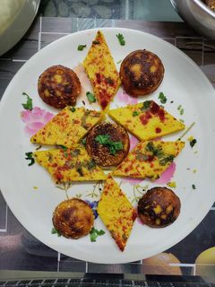 ગુજરાતી ઢોકળા (Gujarati Dhokla Recipe In Gujarati) રેસીપી મુખ્ય ફોટો
