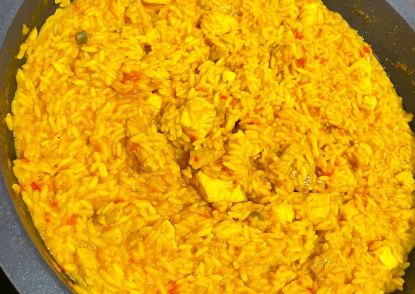 Paella de carne