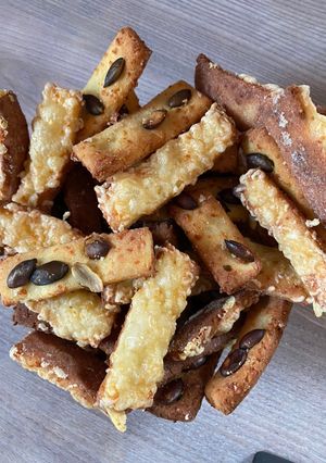 Sajtos ropogós gluténmentesen recept fotója
